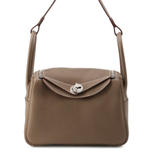 Load image into Gallery viewer, HERMES Lindy Etoupe Taurillon Clemence Size 26

