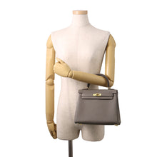 Load image into Gallery viewer, HERMES Kelly Retourne sewing Etain Togo Leather Size 25

