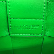 Load image into Gallery viewer, Bottega Veneta INTRECCIATO Cassette Phone Pouch Parakeet729298VBWD33724 Calf Leather
