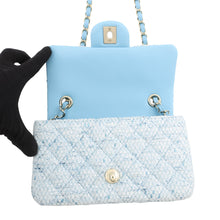 将图像加载到图库查看器中，CHANEL Mini Matelasse Flap Chain Shoulder Bag Blue/White/SilverA69900 B23529 U6845 Tweed Size 20
