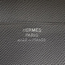 Load image into Gallery viewer, HERMES BEAN Compact Gris Meyer Veau Madame
