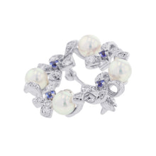 Load image into Gallery viewer, MIKIMOTO Ribbon Wreath BroochPB-20151LU 18K White Gold
