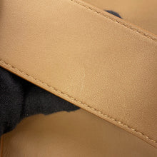将图像加载到图库查看器中，LOEWE Pebble bucket bag OakAANBBBWX01 Smooth Calf Leather Size Medium
