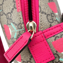 将图像加载到图库查看器中，GUCCI Children's Kim Seung-yeon Flower Print Backpack Beige/Red782708 GG Supreme Leather
