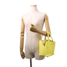 Load image into Gallery viewer, HERMES Picotin Lock Lime Taurillon Clemence Size PM

