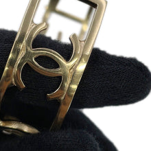 将图像加载到图库查看器中，CHANEL CC Logo Bangle Gold Plated
