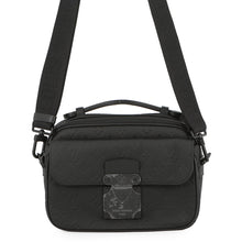 将图像加载到图库查看器中，LOUIS VUITTON SPadlock Messenger NoirM58489 Monogram・Taurillon
