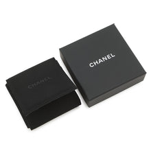 将图像加载到图库查看器中，CHANEL CC Logo BroochAB4879-B04130-N8975 Gold Plated Rhinestone Faux Pearl
