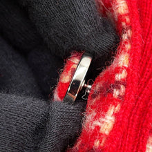 Load image into Gallery viewer, CHANEL CC Logo Check Knit Size 34 RedP77377 K11231 NZI40 Cashmere97% Polyamide2% Elastine1%
