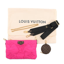 将图像加载到图库查看器中，LOUIS VUITTON Maxi Multi-Pochette Accessoires Noir/FuchsiaM58980 Recycled Nylon Monogram
