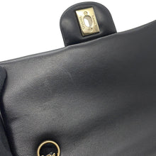 将图像加载到图库查看器中，CHANEL Mini Matelasse ChainShoulder Bag BlackA69900 Y04059 94305 Lambskin Size 20
