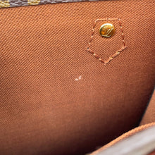 将图像加载到图库查看器中，LOUIS VUITTON Petit Sac Plat BrownM69442 Monogram
