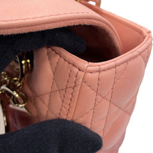 将图像加载到图库查看器中，Dior Lady Dior 2WAYHandbag Pink/RedM05650SJB_45EU Leather
