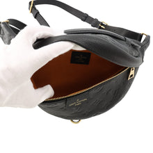 将图像加载到图库查看器中，LOUIS VUITTON Bumbag NoirM44812 Monogram Empreinte Leather
