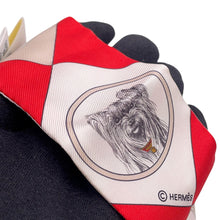 Load image into Gallery viewer, HERMES Twilly Colliers et Chiens forever Rouge/Blanc/Multicolor Silk100%
