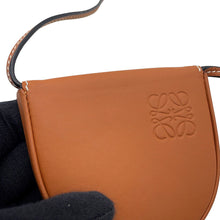 Load image into Gallery viewer, LOEWE heel pouch Tan109.54.T15 Leather
