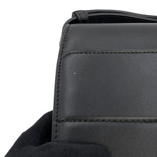 Load image into Gallery viewer, BURBERRY Snip Bag Shoulder Bag Black80889161 Smooth Calf Leather
