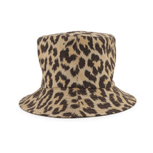 将图像加载到图库查看器中，Dior Leopard Pattern Oblique Reversible Bucket Hat Size 58 Beige/Brown14LEO923I134 Polyester46% Cotton46% Polyurethane8%
