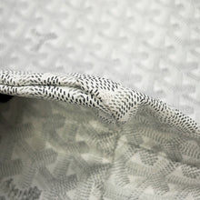 Load image into Gallery viewer, GOYARD Saint Louis WhiteSTLOUIPMLTY50CL50P PVC Leather Size PM
