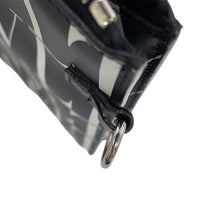 将图像加载到图库查看器中，Valentino Garavani VLTN Logo Times Clutch Bag Black/WhiteWY2P0P09GTC_0NI Leather
