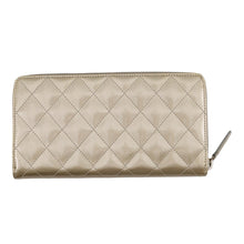 将图像加载到图库查看器中，CHANEL Matelasse Zip Around Long Wallet Champagne GoldA50097 Patent Leather

