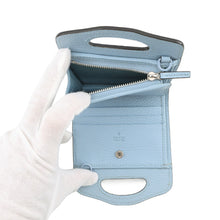 将图像加载到图库查看器中，GUCCI Double G Chain wallet Light Blue701074 Leather
