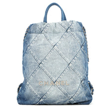 将图像加载到图库查看器中，CHANEL CHANEL22 Backpack BlueAS3859 Denim
