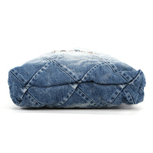 将图像加载到图库查看器中，CHANEL CHANEL22 Backpack BlueAS3859 Denim
