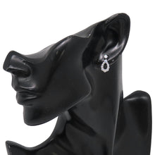 将图像加载到图库查看器中，HARRY WINSTON Loop/Earring Size SmallEADPRDSMLP Pt950
