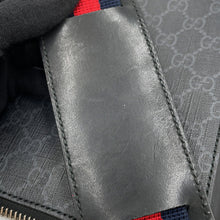 将图像加载到图库查看器中，GUCCI GG Supreme messenger bag Black474137 GG Supreme
