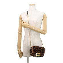 将图像加载到图库查看器中，FENDI ZUCCA Pattern Bucket 2WAY Bag Brown/Black8BS017 Mouton Leather Size Mini
