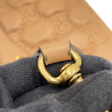 Load image into Gallery viewer, GUCCI GGMatelasse 2WAYBag Beige735049 Leather
