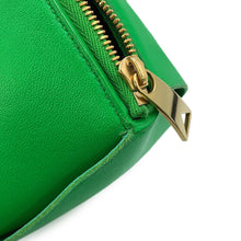 Load image into Gallery viewer, Bottega Veneta Maxi INTRECCIATO Shoulder Pouch Parakeet666693 Leather
