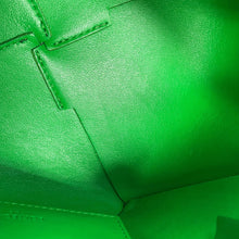 Load image into Gallery viewer, Bottega Veneta Maxi INTRECCIATO Shoulder Pouch Parakeet666693 Leather
