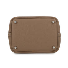 将图像加载到图库查看器中，HERMES Picotin Lock Etoupe Taurillon Clemence Size PM
