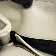 将图像加载到图库查看器中，PRADA Gathered 2WAY Handbag White1BA172 Leather
