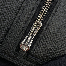 将图像加载到图库查看器中，HERMES Bean compact Black Epsom
