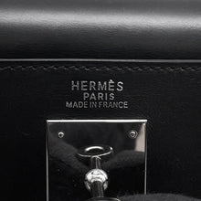 Load image into Gallery viewer, HERMES Kelly Retourne Black Chamonix Size 32
