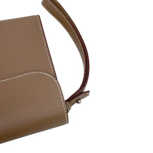 Load image into Gallery viewer, HERMES Sac Adepesh Etoupe Epsom Size 24
