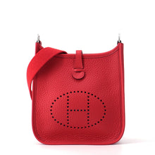 将图像加载到图库查看器中，HERMES Evelyne Long Rouge Ladue Taurillon Clemence Size TPM
