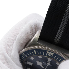 Load image into Gallery viewer, TUDOR Pelagos FXD W42mm TI Fabric Navy Blue Dial25707B/23
