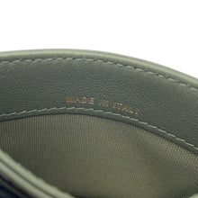 将图像加载到图库查看器中，CHANEL Card Case Classic Matelasse CC Logo KhakiAP0213 Lambskin
