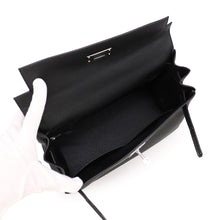 Load image into Gallery viewer, HERMES Kelly Retourne Black Togo Leather Size 28
