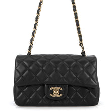 将图像加载到图库查看器中，CHANEL Matelasse BlackA69900 Lambskin Size Mini
