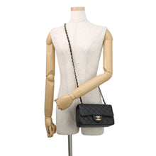 将图像加载到图库查看器中，CHANEL Matelasse BlackA69900 Lambskin Size Mini
