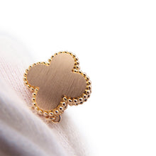 将图像加载到图库查看器中，Van Cleef &amp; Arpels Vintage Alhambra Necklace, 2014 Holiday CollectionVCARO5SX00 18K Pink Gold
