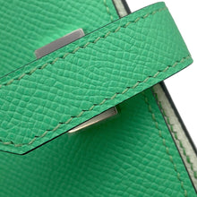 Load image into Gallery viewer, HERMES Bean Compact Verso Vert Comics/Vert FizzH076220CKBA Epsom
