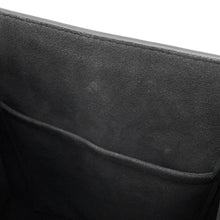 Load image into Gallery viewer, LOUIS VUITTON Sac Plat NoirM58660 Epi Leather Size BB
