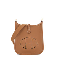 将图像加载到图库查看器中，HERMES Evelyne Short Gold Taurillon Clemence Size TPM
