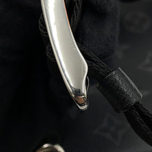将图像加载到图库查看器中，LOUIS VUITTON outdoor sling bag NoirM30741 Monogram Eclipse Taiga Leather
